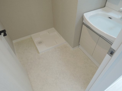 【洗面所】 | プレミアムスイート泉佐野