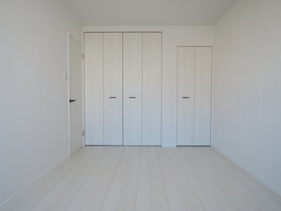 【寝室】 | プレミアムスイート泉佐野