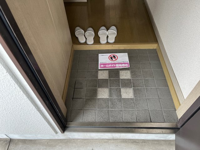 メゾンハンクスＭＴＩの玄関