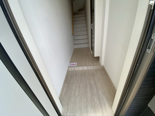 コントレイルの玄関