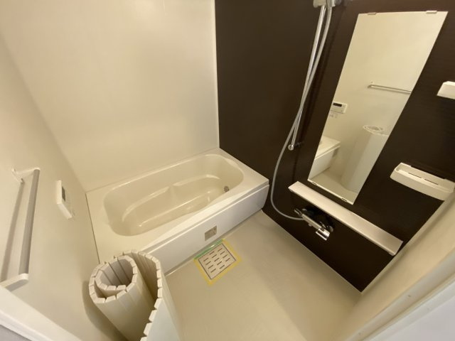 コントレイルの浴室