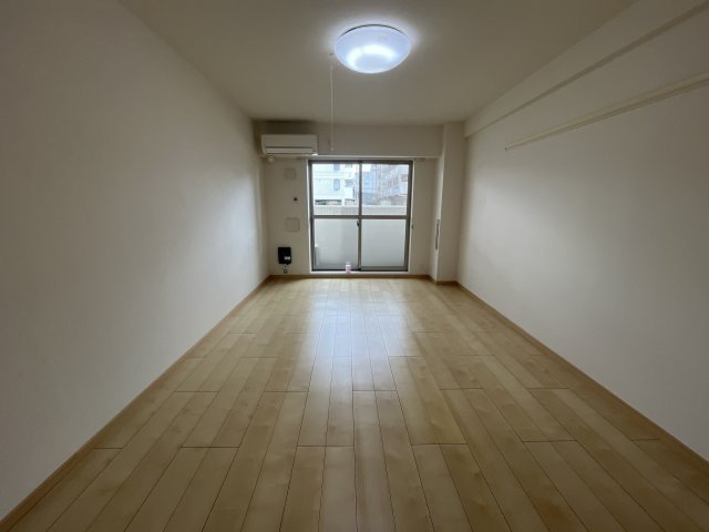 アグネスの寝室