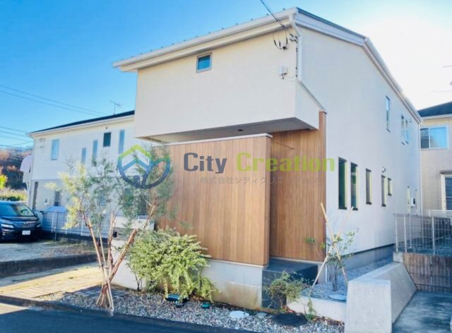 秦野市立野台3丁目　オール電化の注文住宅の外観