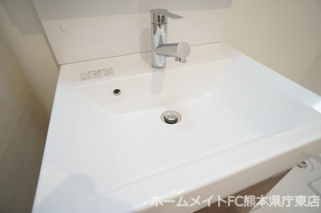 熊本市中央区坪井５丁目のアパートの洗面所