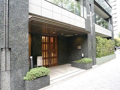 【エントランス】 | ヒルズ新宿御苑