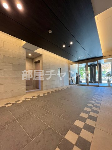 ディアレイシャス上前津のロビー