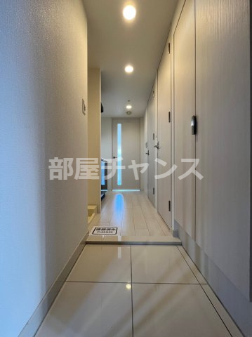 ディアレイシャス上前津の玄関