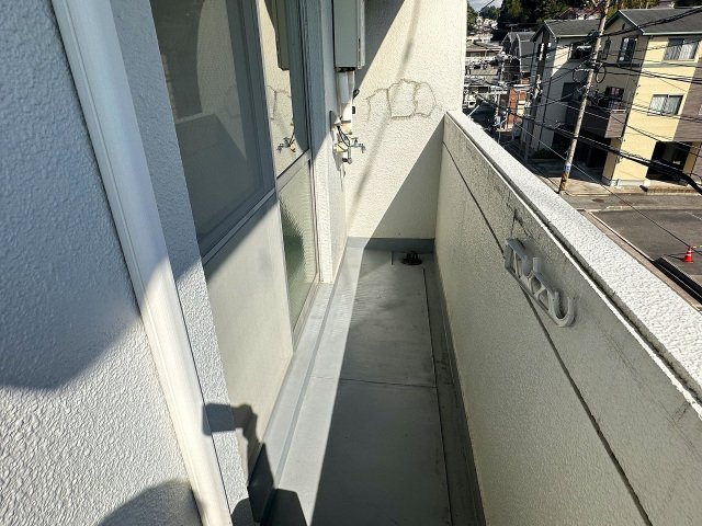 サンアイランドビルのバルコニー|バルコニーからの眺めを楽しみながら食事をしませんか