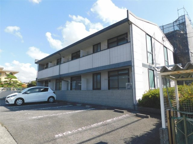 ハイツファニーの外観|落ち着いた雰囲気の外観です