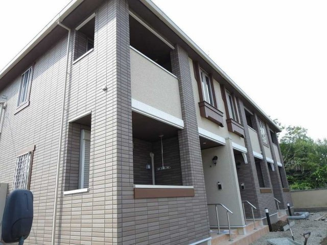 レオン国立の外観