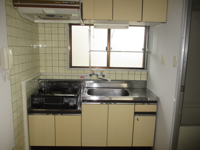 土居ビルのキッチン|使いやすいキッチンです