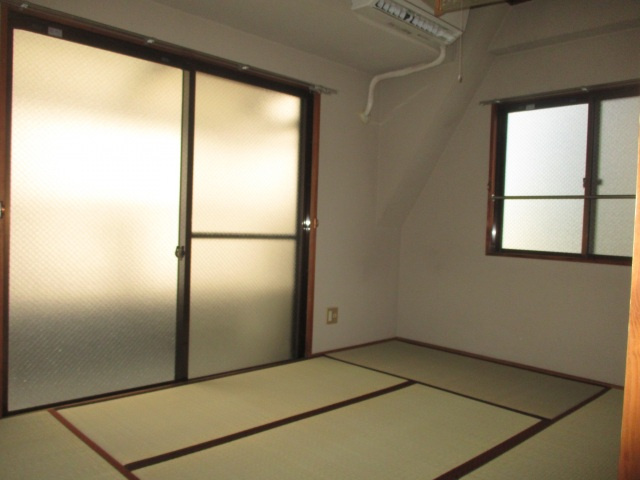 土居ビルの和室|きれいな和室です