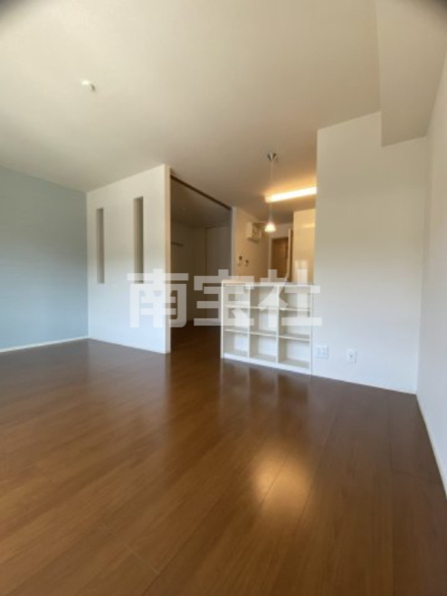 【居間・リビング】