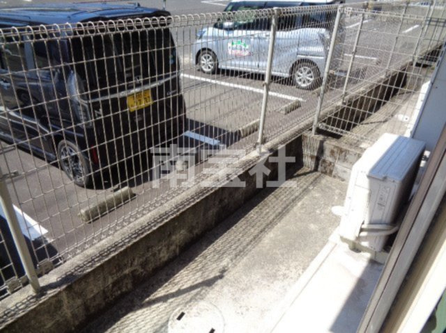 【バルコニー】