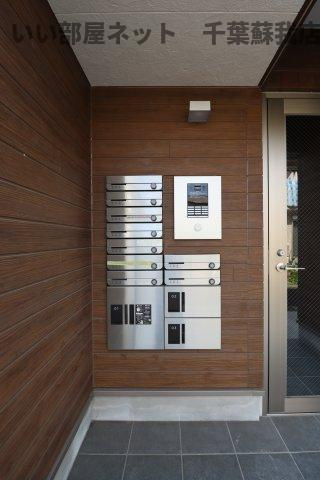 コンフォーティア蘇我のロビー|宅配ボックスがあると、自分の時間を有効活用できますね！