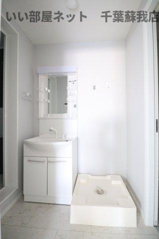 コンフォーティア蘇我の洗面所|朝の準備に活躍する、洗髪洗面化粧台！