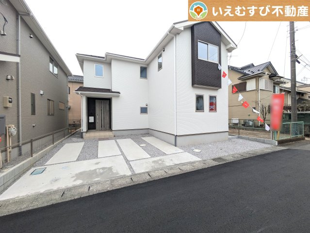 KEIAI FiT　本庄市東台5期の駐車場|車好きのパパも嬉しい車庫付邸宅
