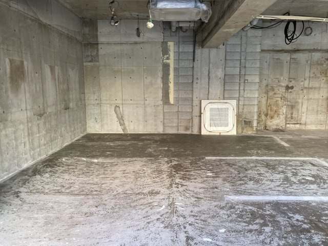 大阪市浪速区塩草３丁目の店舗事務所の内装