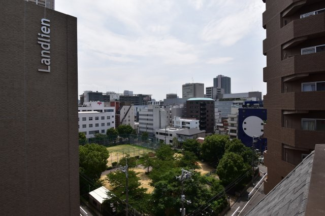 難波リーガルハウスの展望