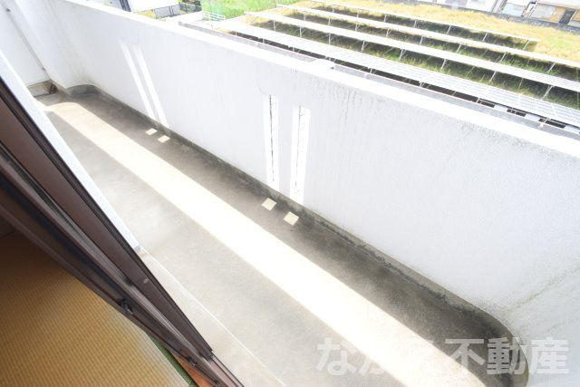 【バルコニー】 | 広々としたバルコニーです