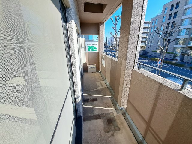 ユーセービルのバルコニー