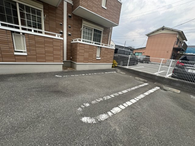 マルベリーＡの駐車場