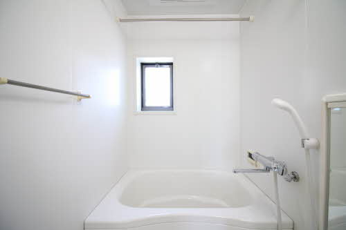 ハピネスB棟の浴室