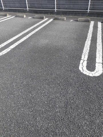 グランメゾンⅠの駐車場