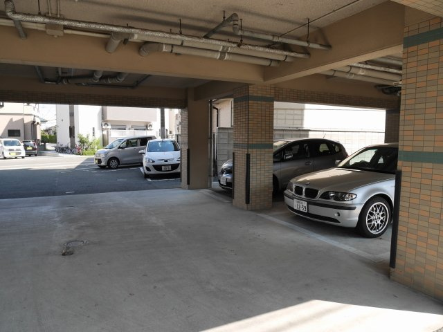 【駐車場】 | エース参番館 | エース参番館の駐車場