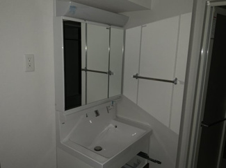 【独立洗面台】 | メルヴェーユイイダ北園