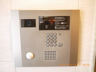 【その他共用部分】 | エントランス入り口は、安心のオートロック仕様です。