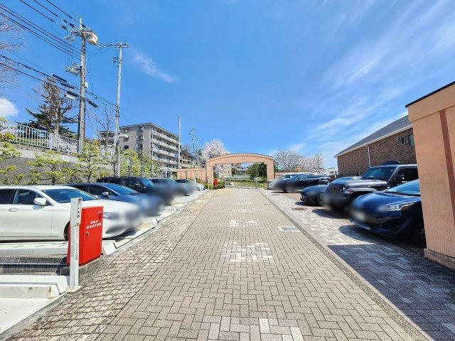 芦屋朝日ヶ丘北公園アーバンライフの駐車場