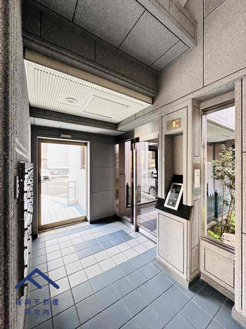 エンゼルハイム井尻のエントランス