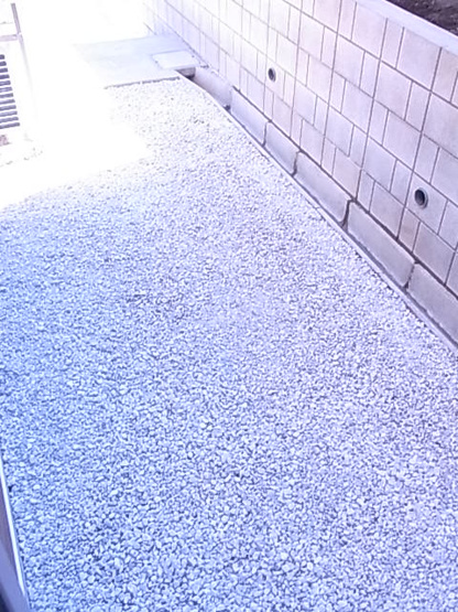 【庭】 | ヴェラハイツ磯子弐番館