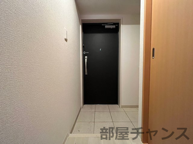 ドゥナーレ東別院の玄関