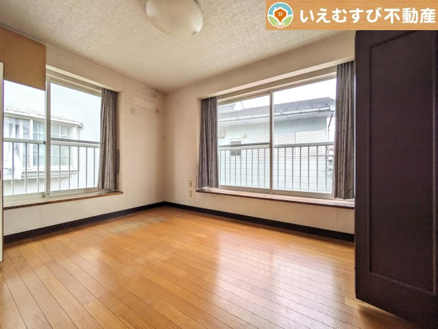 熊谷市原島　中古戸建の洋室