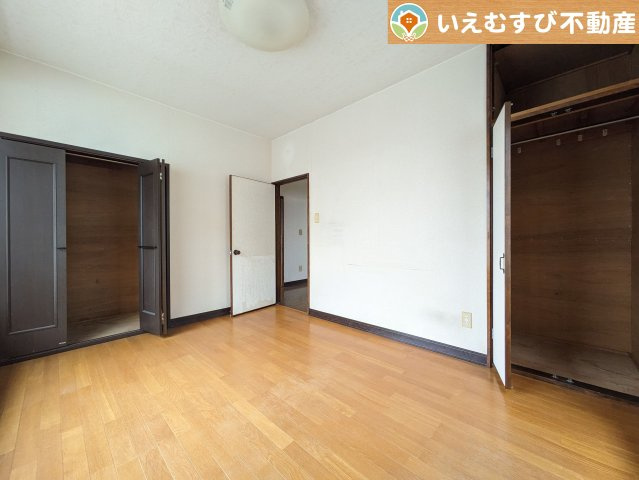 熊谷市原島　中古戸建の洋室