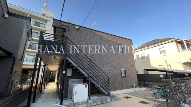 レオネクストショコラ国立の外観|家具家電付き賃貸は株式会社ハナインターナショナル国分寺駅前店