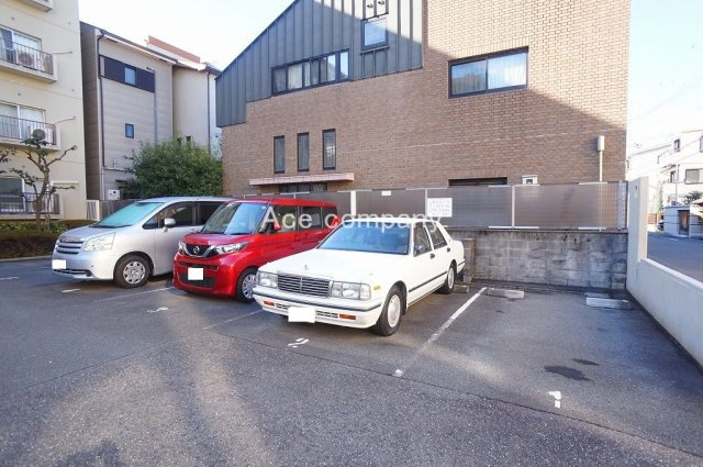 【駐車場】の画像