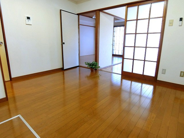 第3角柳マンションの居間・リビング|※別部屋のイメージ写真です。