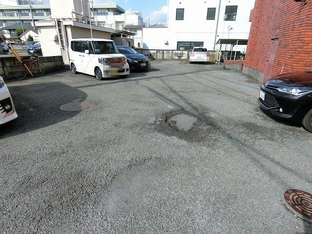 第3角柳マンションの駐車場