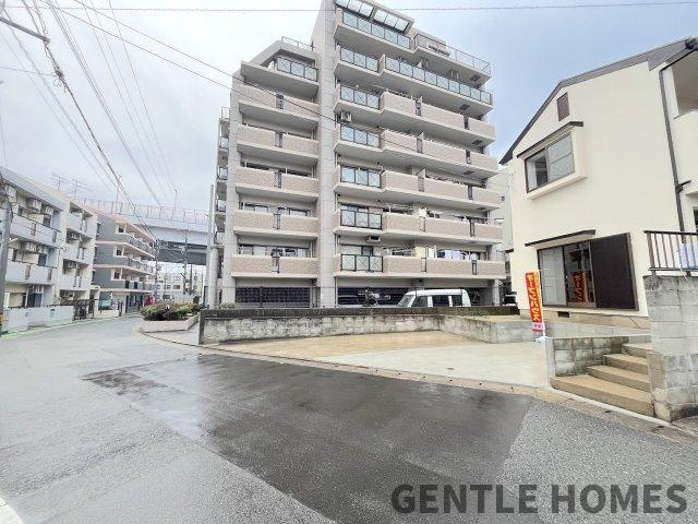 南片江１丁目戸建の前面道路含む現地写真