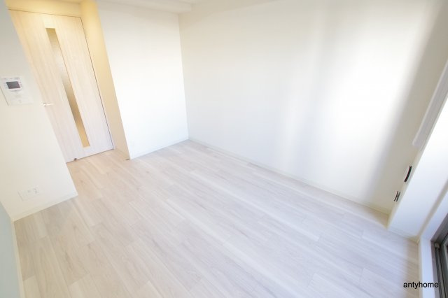 レシオス大阪城北詰 仲介手数料無料の洋室