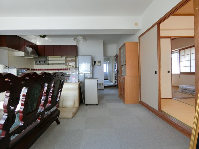 CO-OP錦町マンションの居間・リビング|室内動産は付属しません。