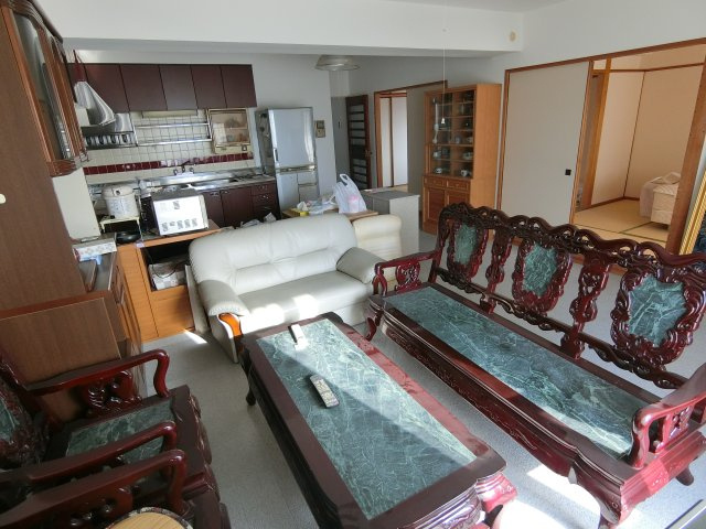 CO-OP錦町マンションの居間・リビング|室内動産は付属しません。