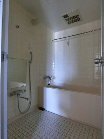 CO-OP錦町マンションの浴室