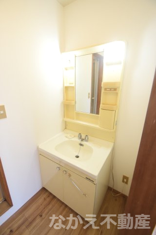 【洗面所】 | 忙しい朝には欠かせない洗面所です