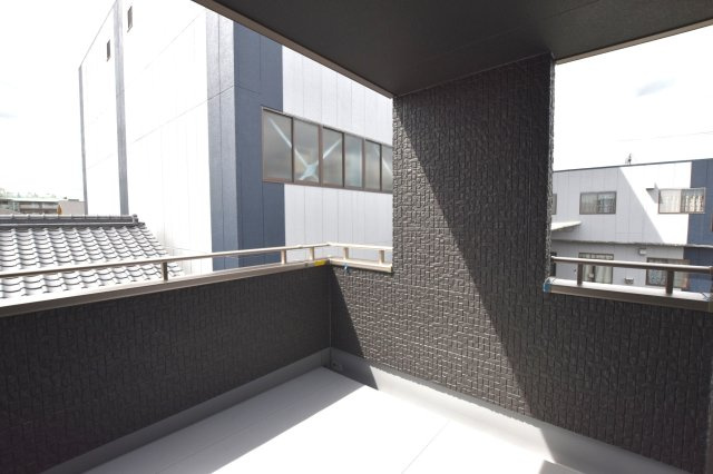タマタウン　一宮市奥町　全3区画分譲のバルコニー|バルコニーは南向きで洗濯物もよく乾きます！　インナータイプのバルコニーで雨の日も安心です。