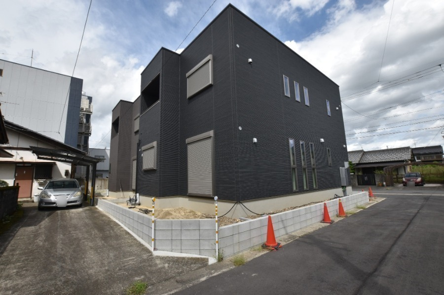 タマタウン　一宮市奥町　全3区画分譲の前面道路含む現地写真|■前面道路　■ヤマダ不動産　株式会社リライフ　一宮店　■夢のマイホーム購入をフルサポートします！