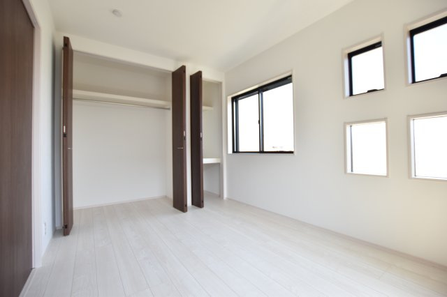 タマタウン　一宮市奥町(奥小)　全3区画分譲の洋室